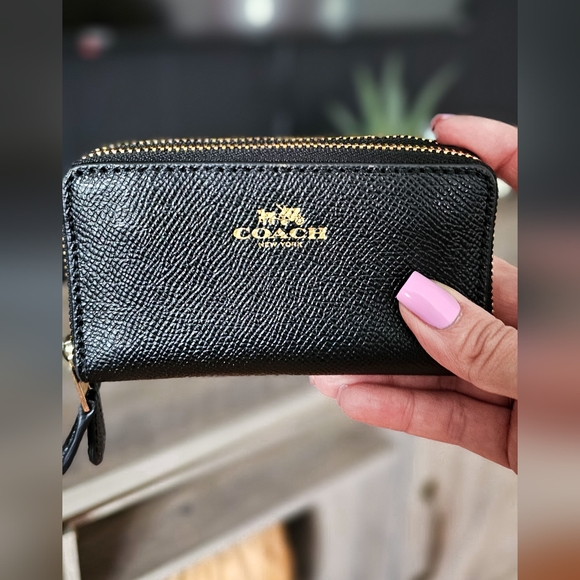 Sold Coach 2 zipper mini wallet - Picture 1 of 3